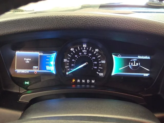 Used 2015  Ford XLT image 30