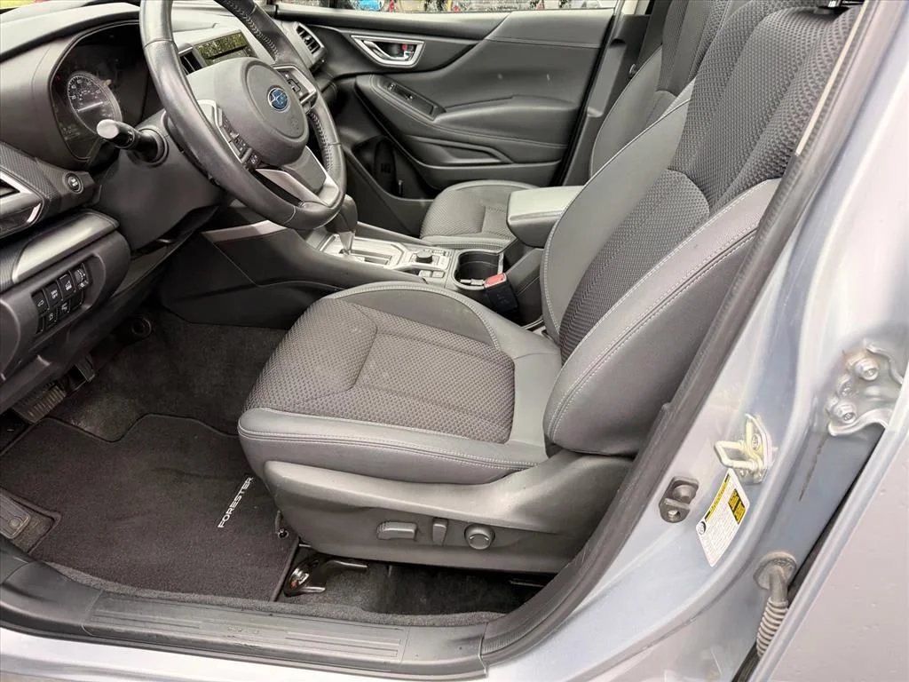 Used 2021 Silver Subaru Premium image 8