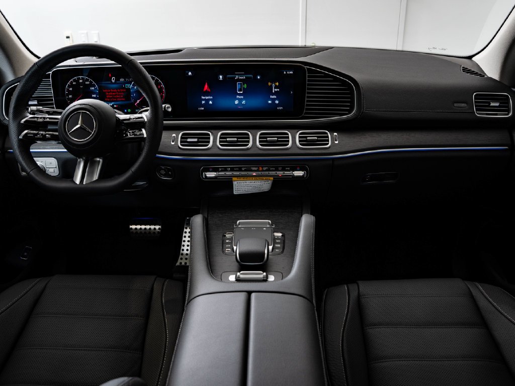 New 2026 Obsidian Black Metallic Mercedes-Benz GLS 450 image 37