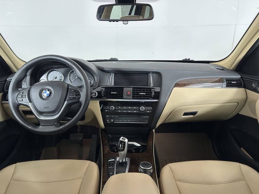 Used 2016 Silver BMW xDrive28i image 9