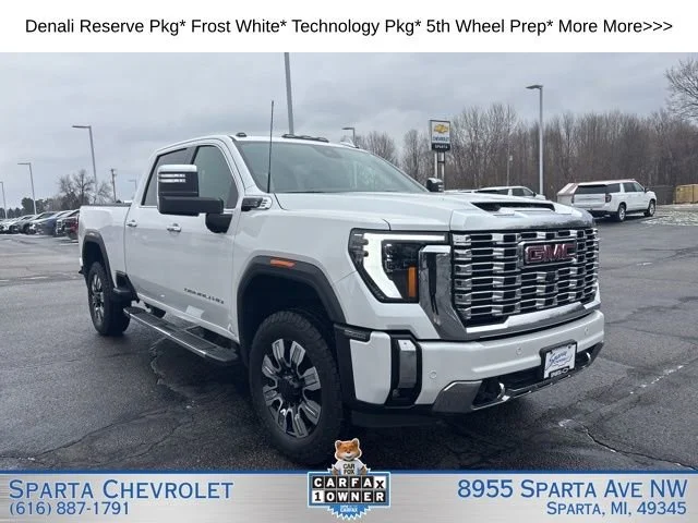 2024 GMC Sierra 4WD Crew Cab Standard Box Denali's photo