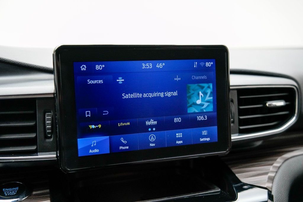 Used 2023 White Ford Limited image 28