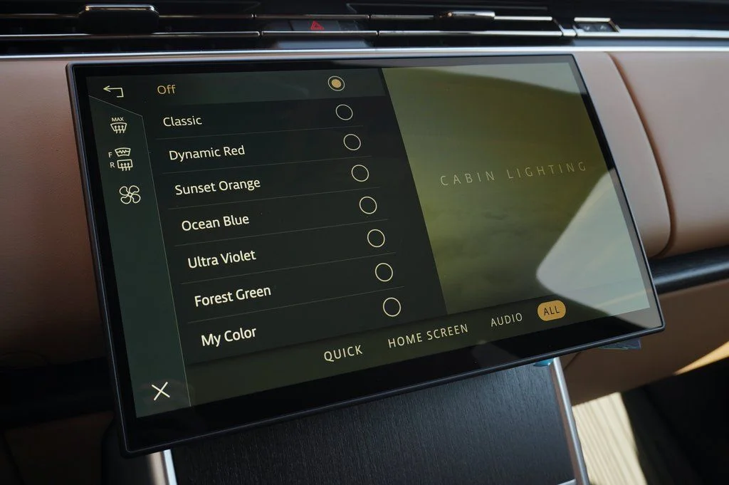 New 2026 Carpathian Grey Land Rover SE image 22