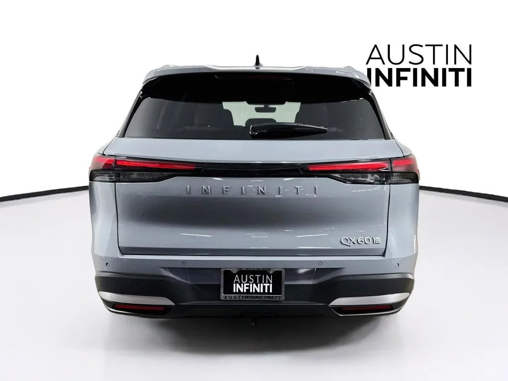 Certified Used 2027 Gray INFINITI LUXE image 9
