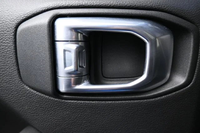 Used 2021 Blue Jeep Mojave image 10