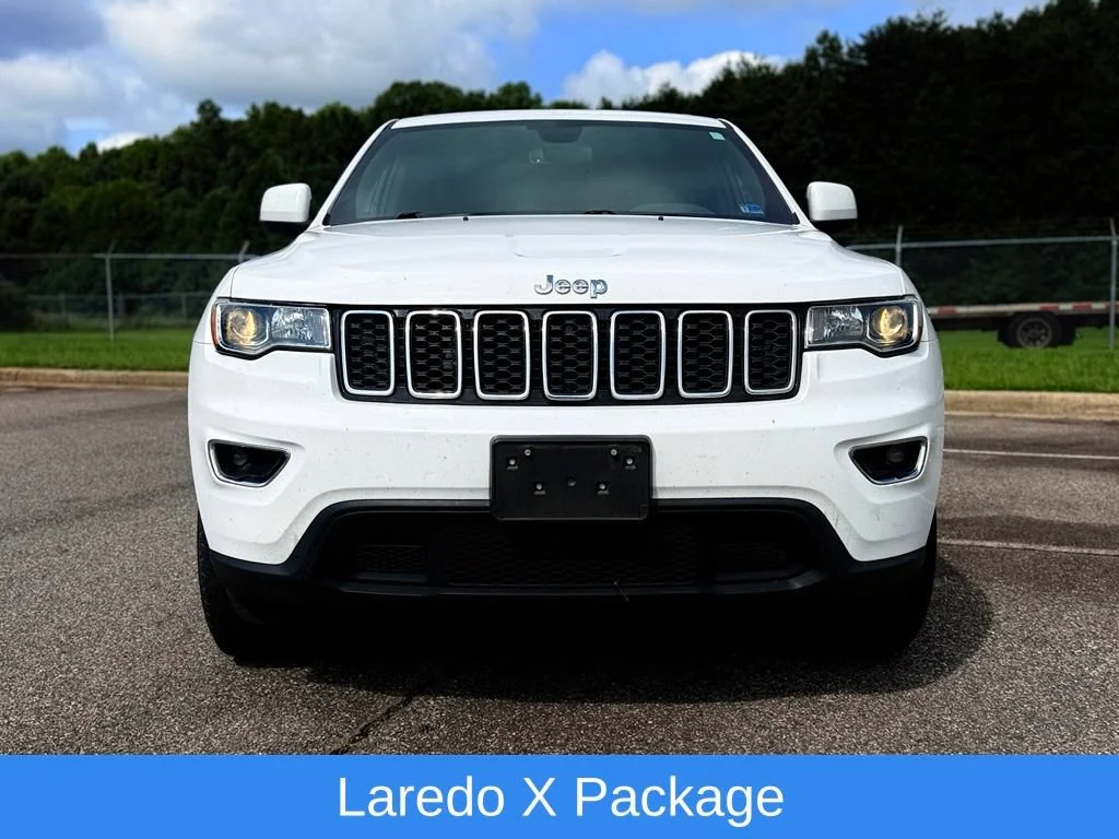Used 2019 White Jeep Laredo E 4x4 image 13