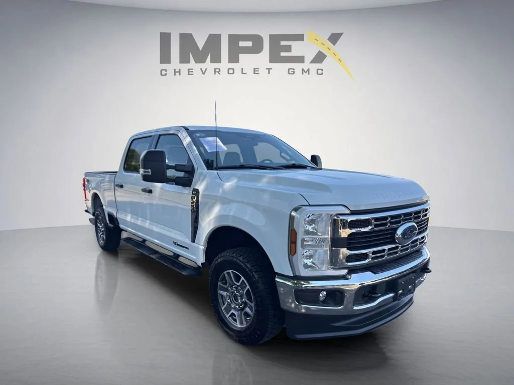 Used 2024 White Ford XL image 7