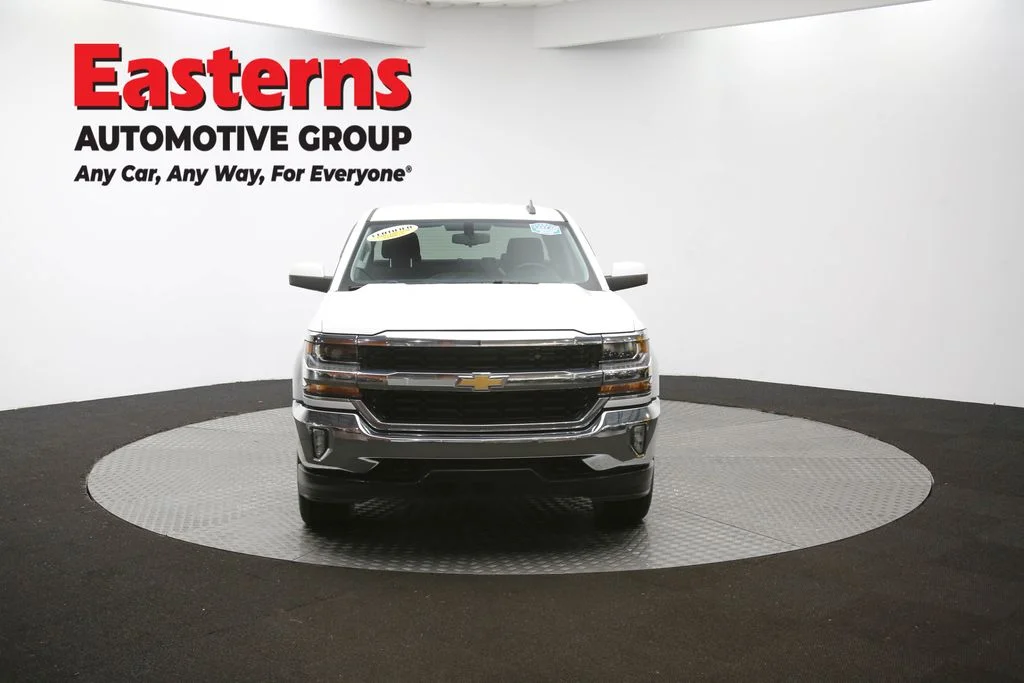 Used 2018 White Chevrolet LT image 52