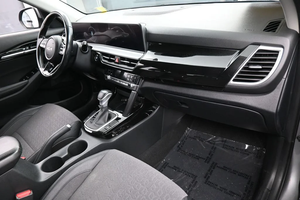 Used 2024 Steel Gray Kia S image 44