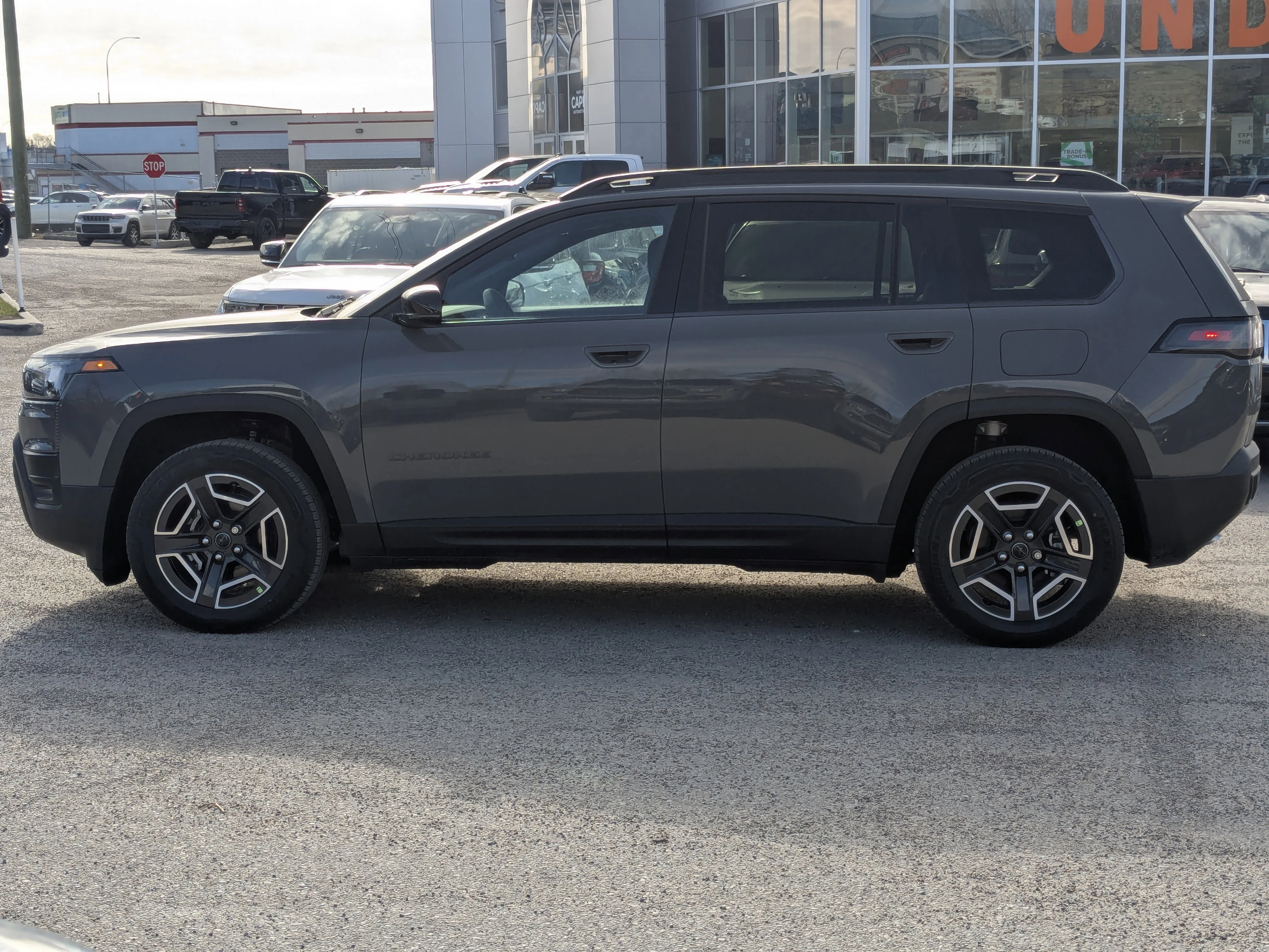 New 2026 Grey Jeep Limited - Preferred Package 23G  - Mopar Interior Protection Pckge-  Pano Sunroof image 5