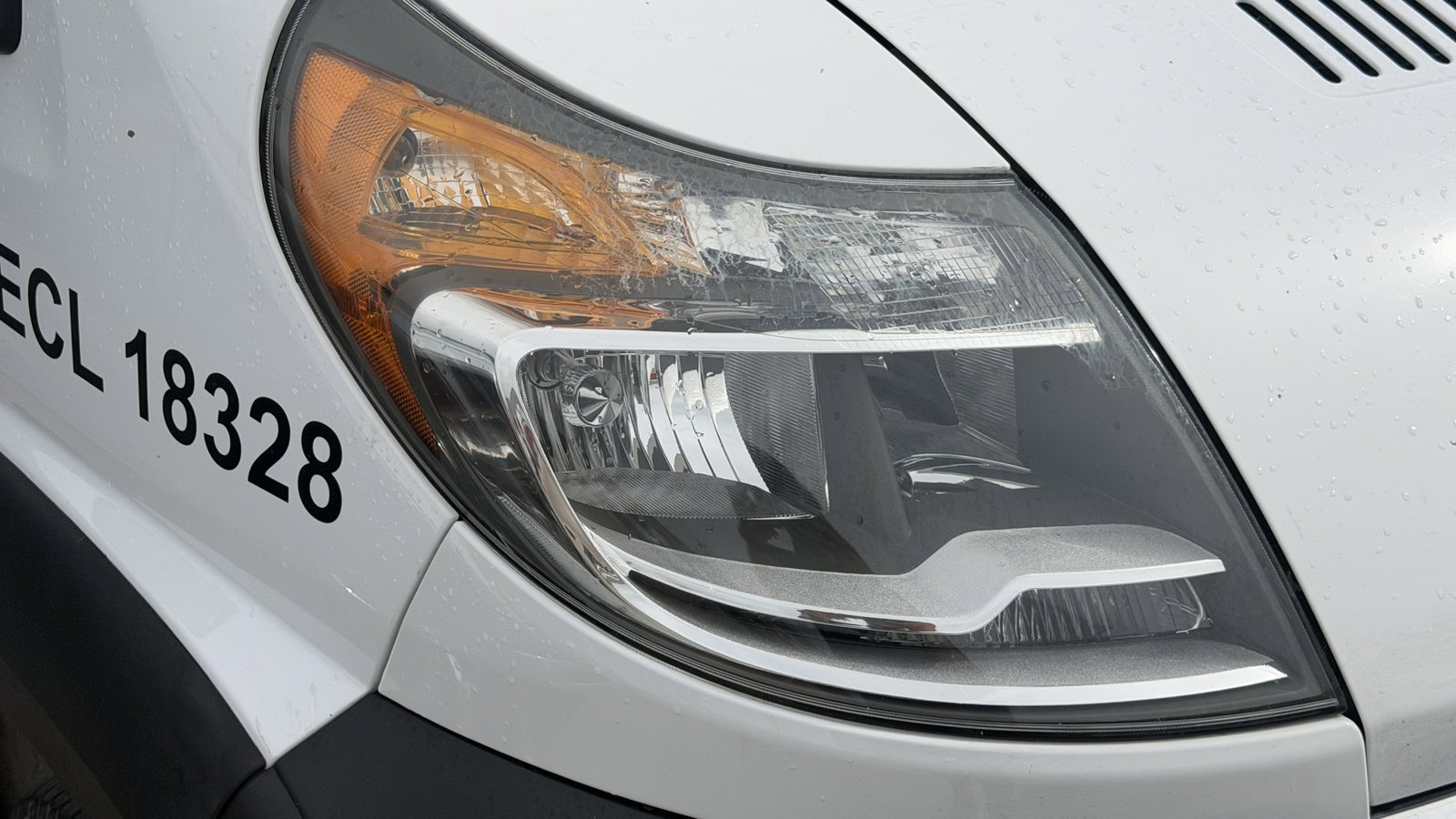 Used 2019 Bright White Clearcoat Ram Low Roof image 14