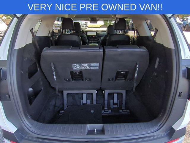 Used 2026 White Kia LXS image 32