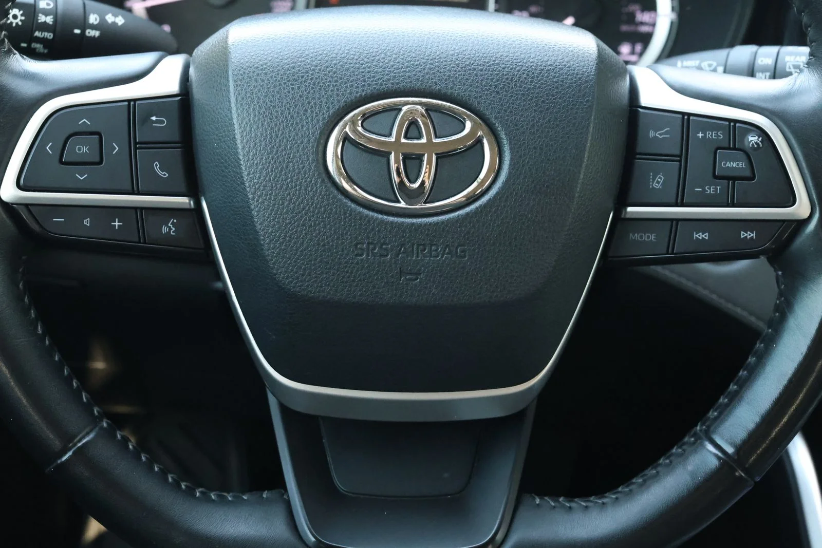 Used 2023 Blue Toyota LE image 17