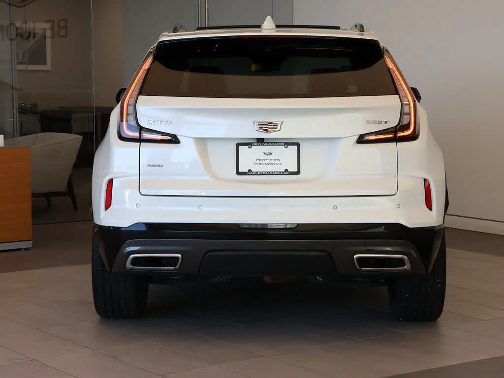 Certified Used 2024 Crystal White Tricoat Cadillac Sport image 4