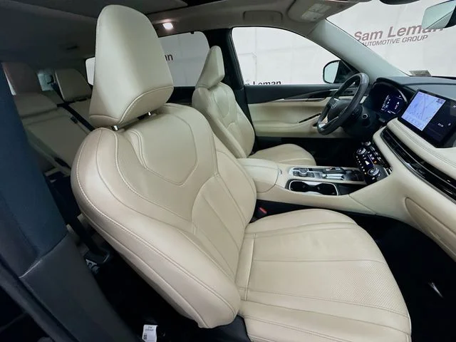 Used 2023 Black INFINITI LUXE image 30