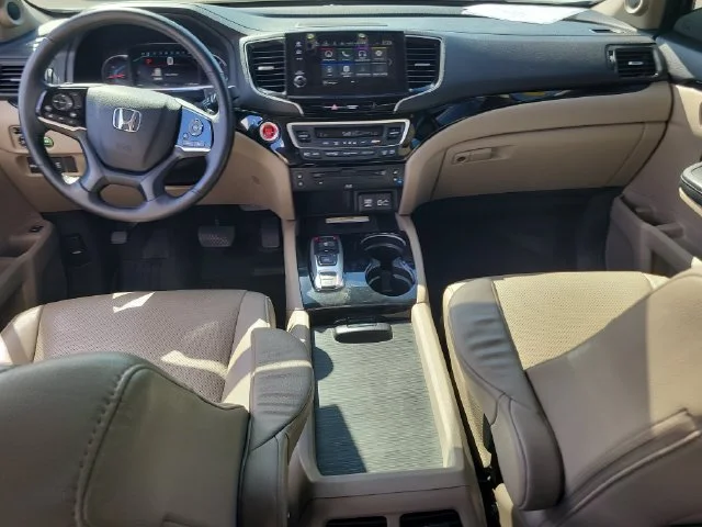 Certified Used 2019 White Honda Elite image 16