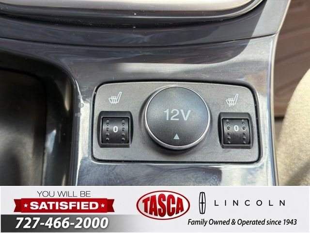 Used 2014 White Ford Titanium image 28
