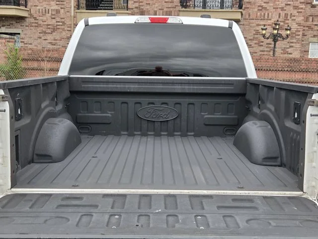 Used 2022 White Ford XLT image 13