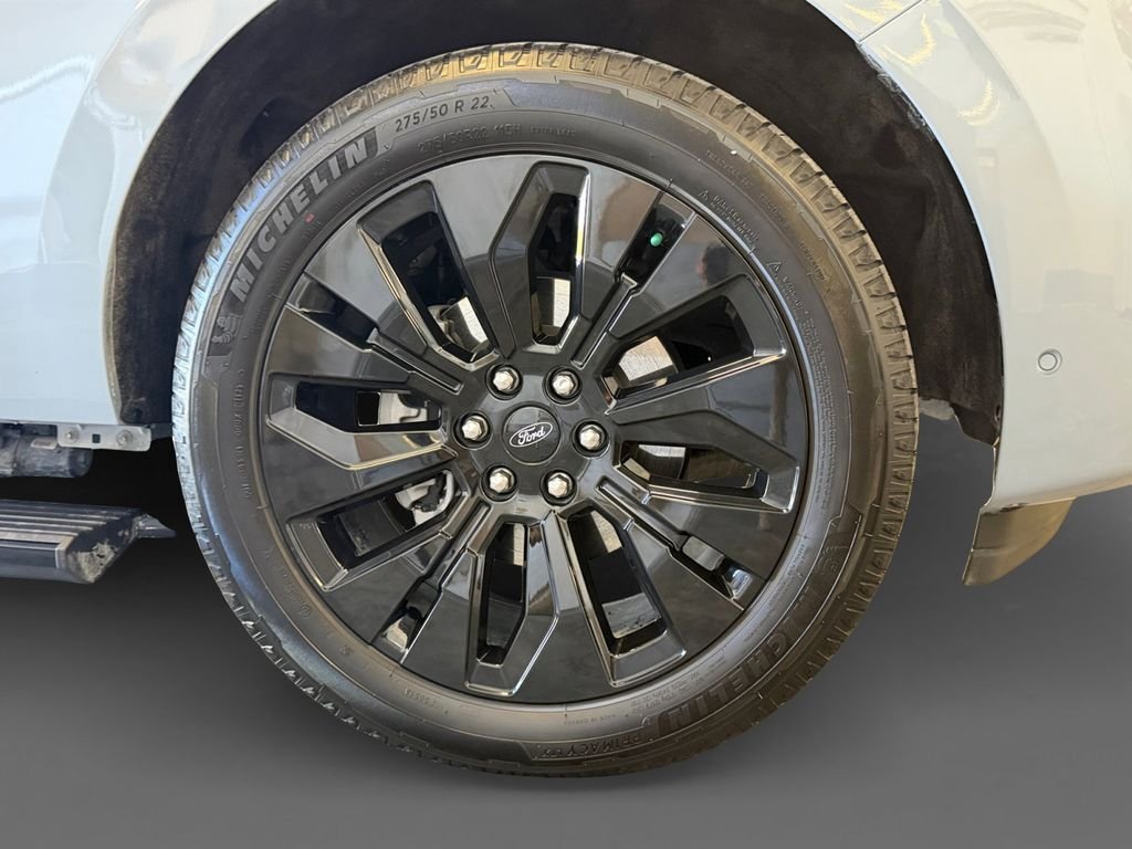 Used 2025 Gray Ford Platinum image 8