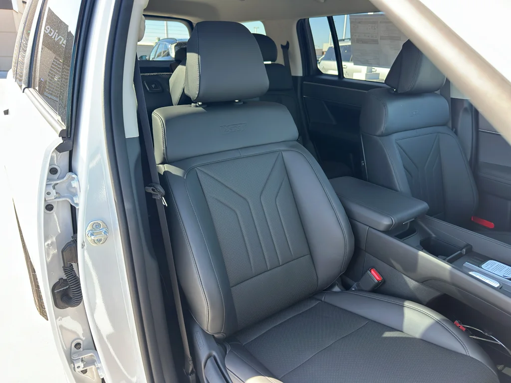 New 2026 Serenity White Hyundai XRT image 32