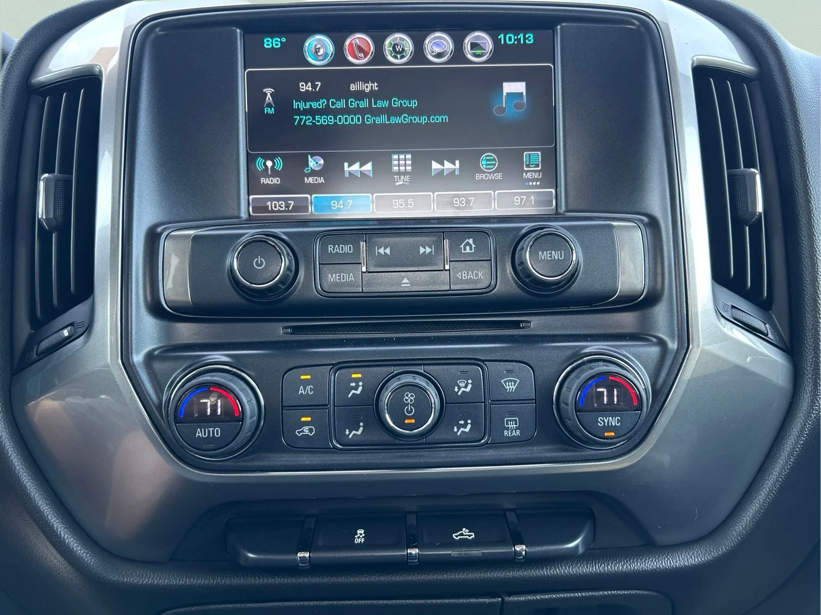 Used 2018 Graphite Metallic Chevrolet LT image 17
