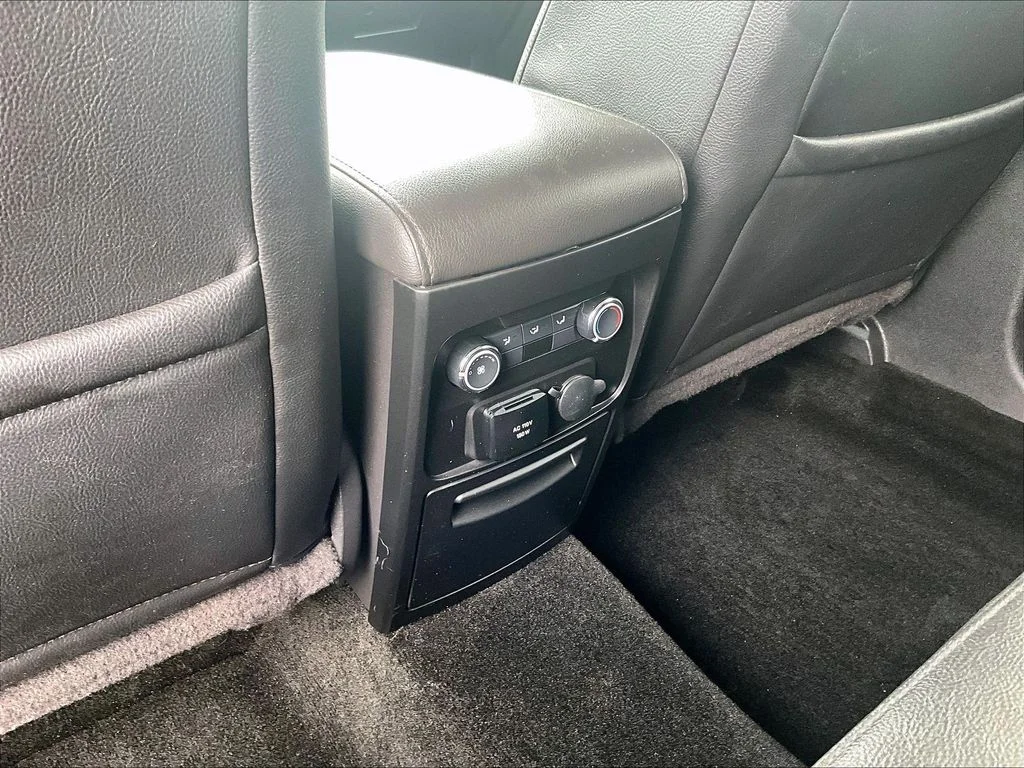 Used 2018 Red Ford SEL image 35