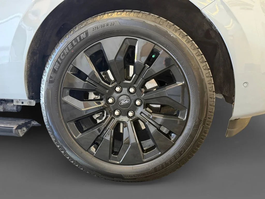 Used 2025 Gray Ford Platinum image 8