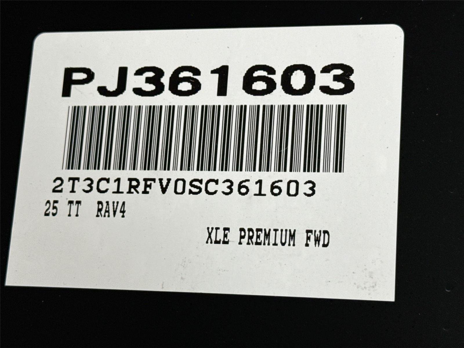 Certified Used 2025 Magnetic Gray Metallic Toyota XLE Premium image 47