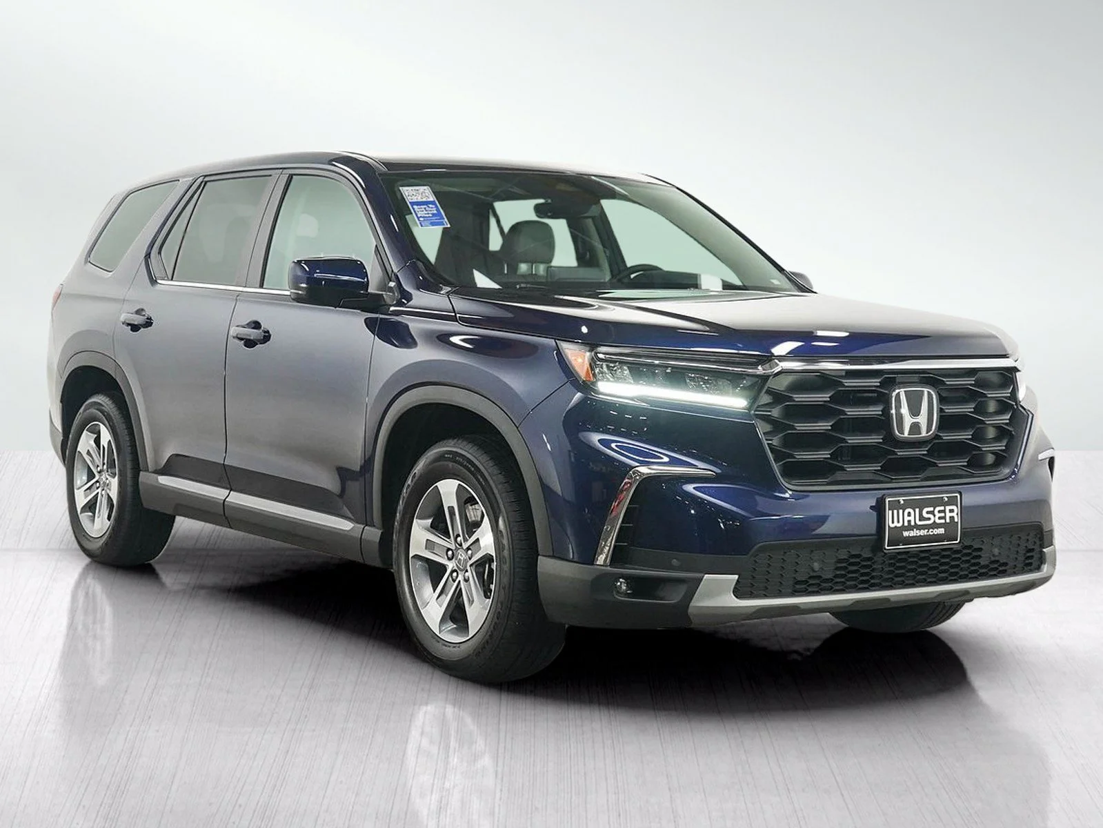 Used 2025 Blue Honda EX-L image 9