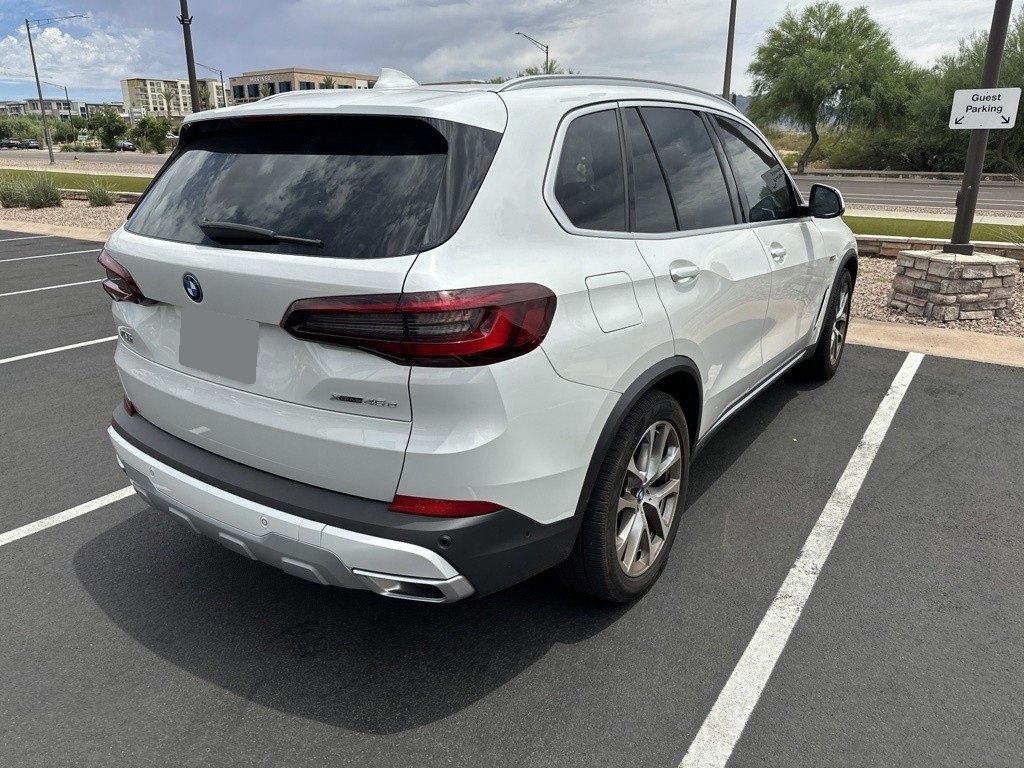 Certified Used 2023 White Metallic BMW xDrive45e image 6