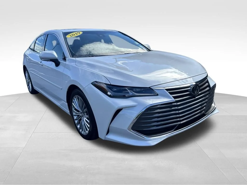 Used 2019 Beige Toyota Limited image 7