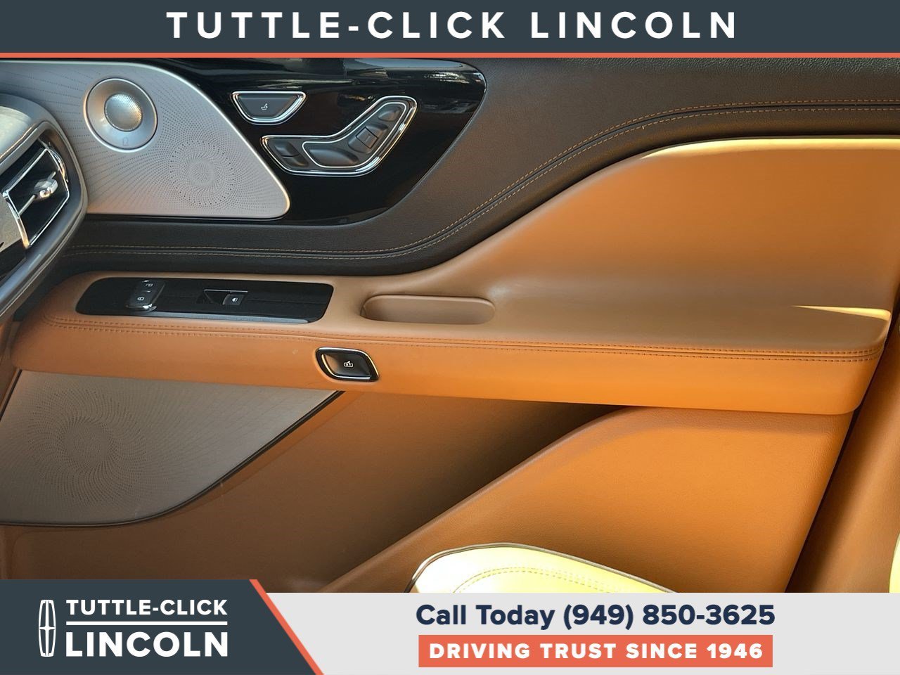 Certified Used 2022 Black Lincoln Black Label Grand Touring image 23