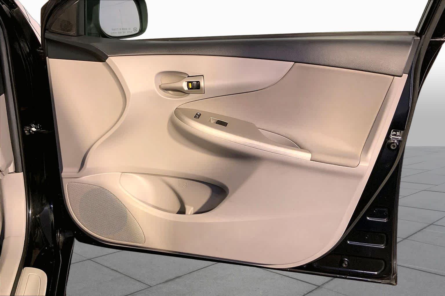 Used 2012 Black Sand Pearl Toyota LE image 22