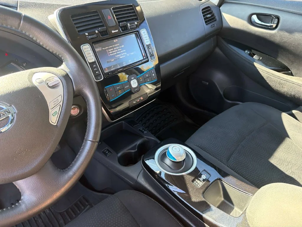 Used 2017 Black Nissan SV image 27