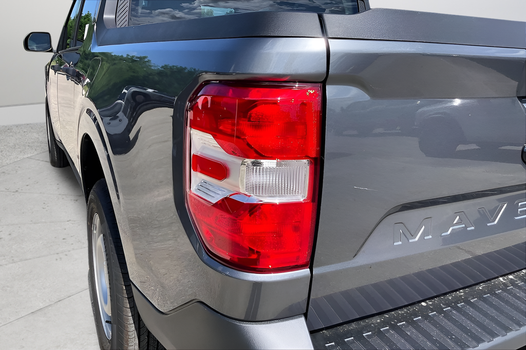 New 2026 Carbonized Gray Metallic Ford XL image 15