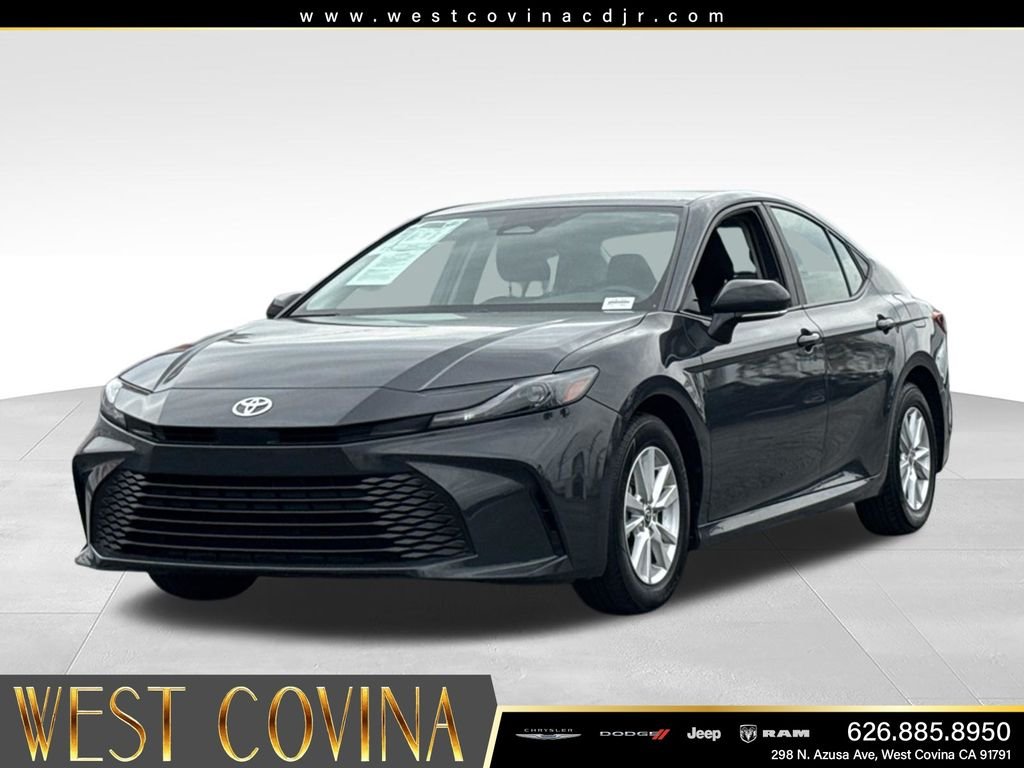 Used 2025  Toyota LE image 4