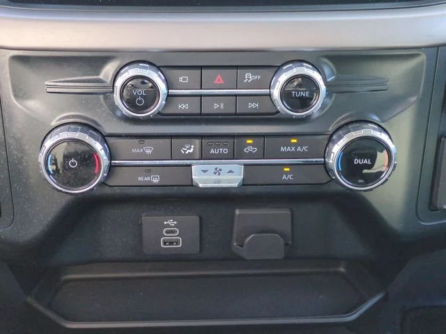 Used 2025 White Ford XLT image 23