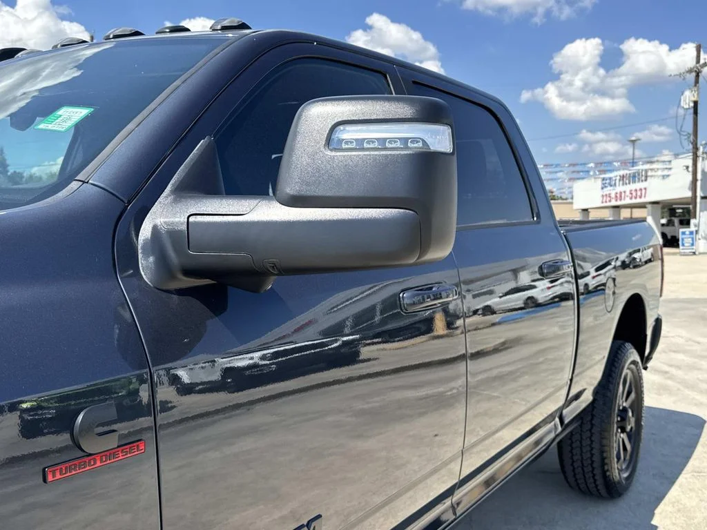 2026 RAM 2500 Laramie - Photo 8