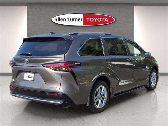 2024 Toyota Sienna Limited - Photo 6