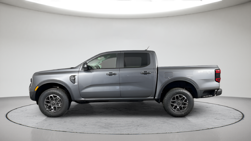 New 2026 Carbonized Gray Metallic Ford XLT image 8
