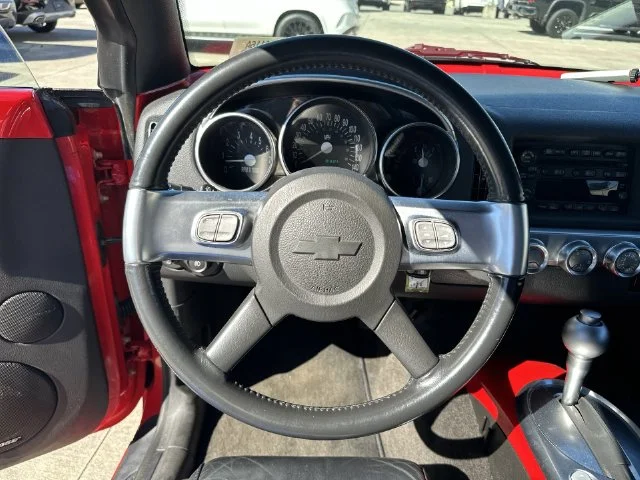 Used 2005 Red Chevrolet Base image 14