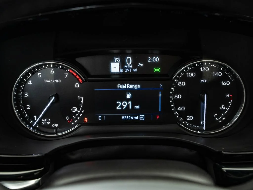 Used 2022 Crystal White Tricoat Cadillac Premium Luxury image 32