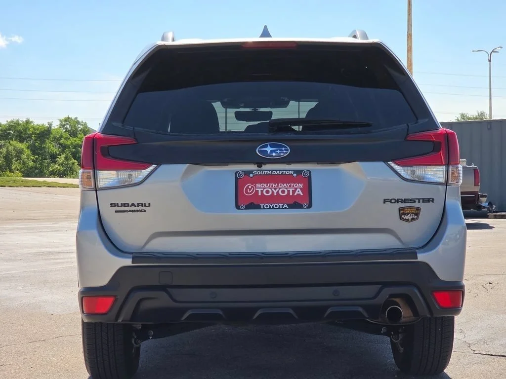 Used 2022 Ice Silver Metallic Subaru Wilderness image 25