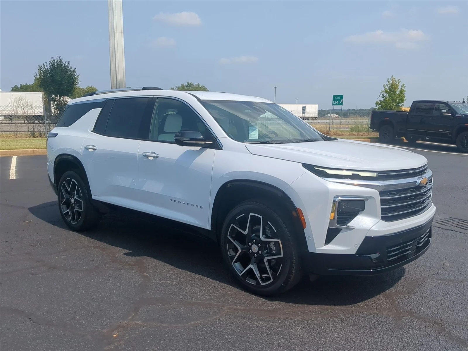 New 2026 Polar White Tricoat Chevrolet High Country image 26