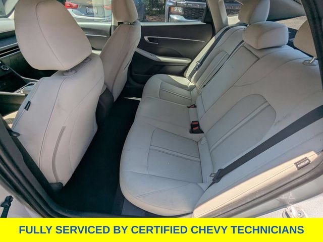 Used 2025 Silver Hyundai SEL image 15