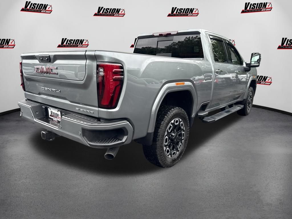 Used 2024 Silver GMC Denali image 5