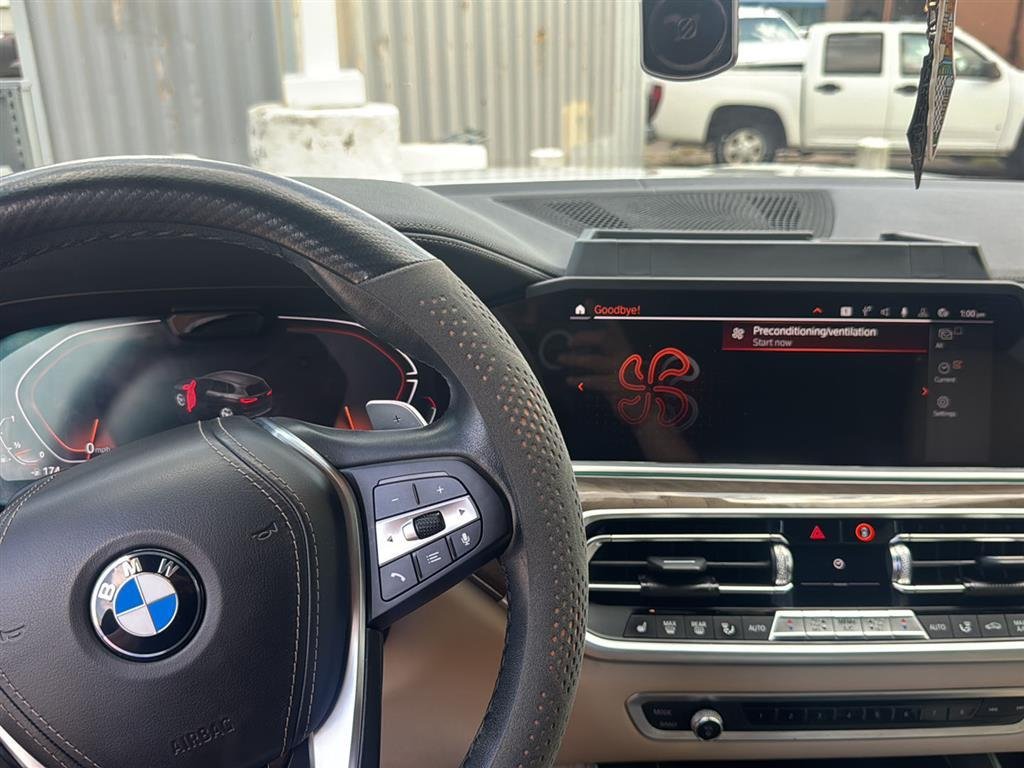 Used 2022 WHITE BMW  image 7