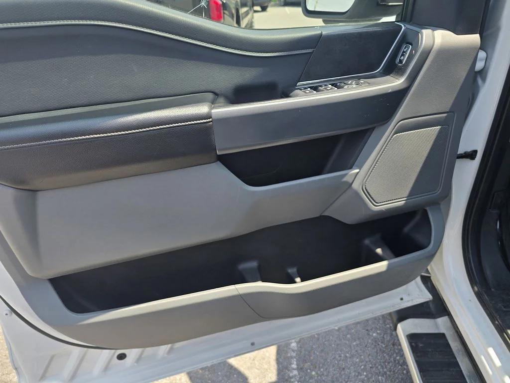 Used 2024 White Ford XLT image 21