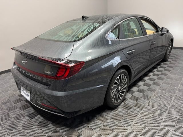 Used 2023 Gray Hyundai Limited image 8