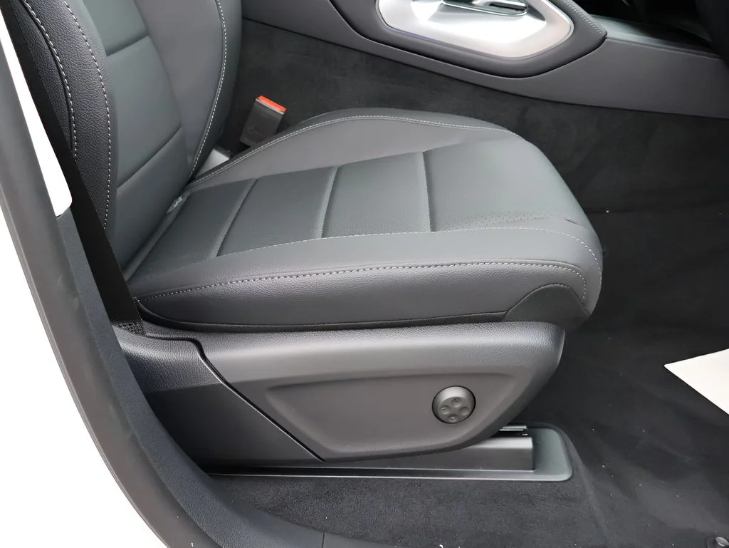 Certified Used 2026 Polar White Mercedes-Benz GLE 350 image 10